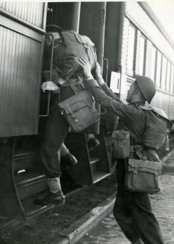 Soldiers board trains, 1945