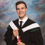 Artona will be set up in the Max Bell Centre on the day of convocation for individual and family portrait sessions before and after each ceremony.