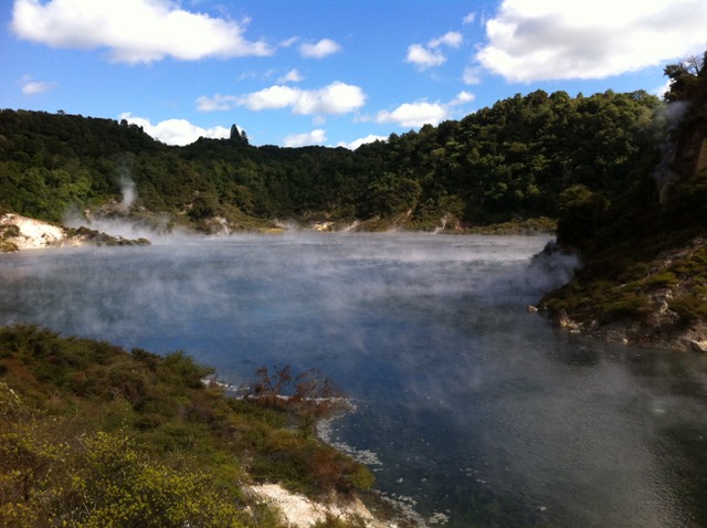 frying-pan-lake-in-echo-crater-at-wamangu-geothermal-valley-the-springs-are-at-55-degrees-celcius-and-have-a-ph-of-4-richard-sparling