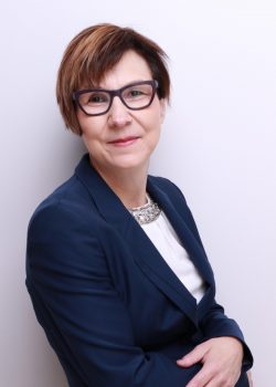 Passionate defender of the rights of Indigenous children and families, Dr. Cindy Blackstock