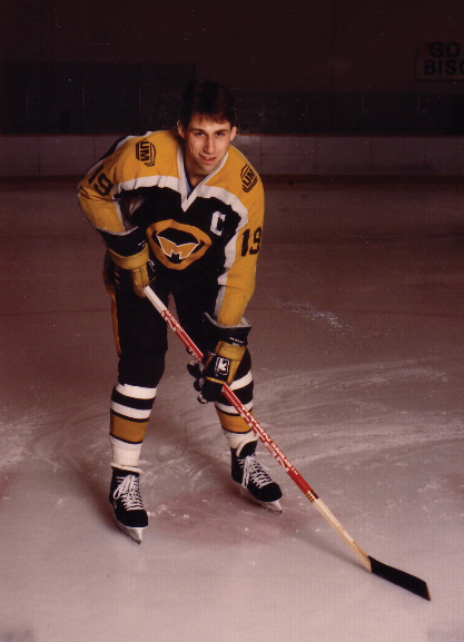 Vaughn Karpan, Bison Hockey 