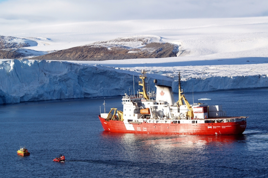 arctic research vessel 