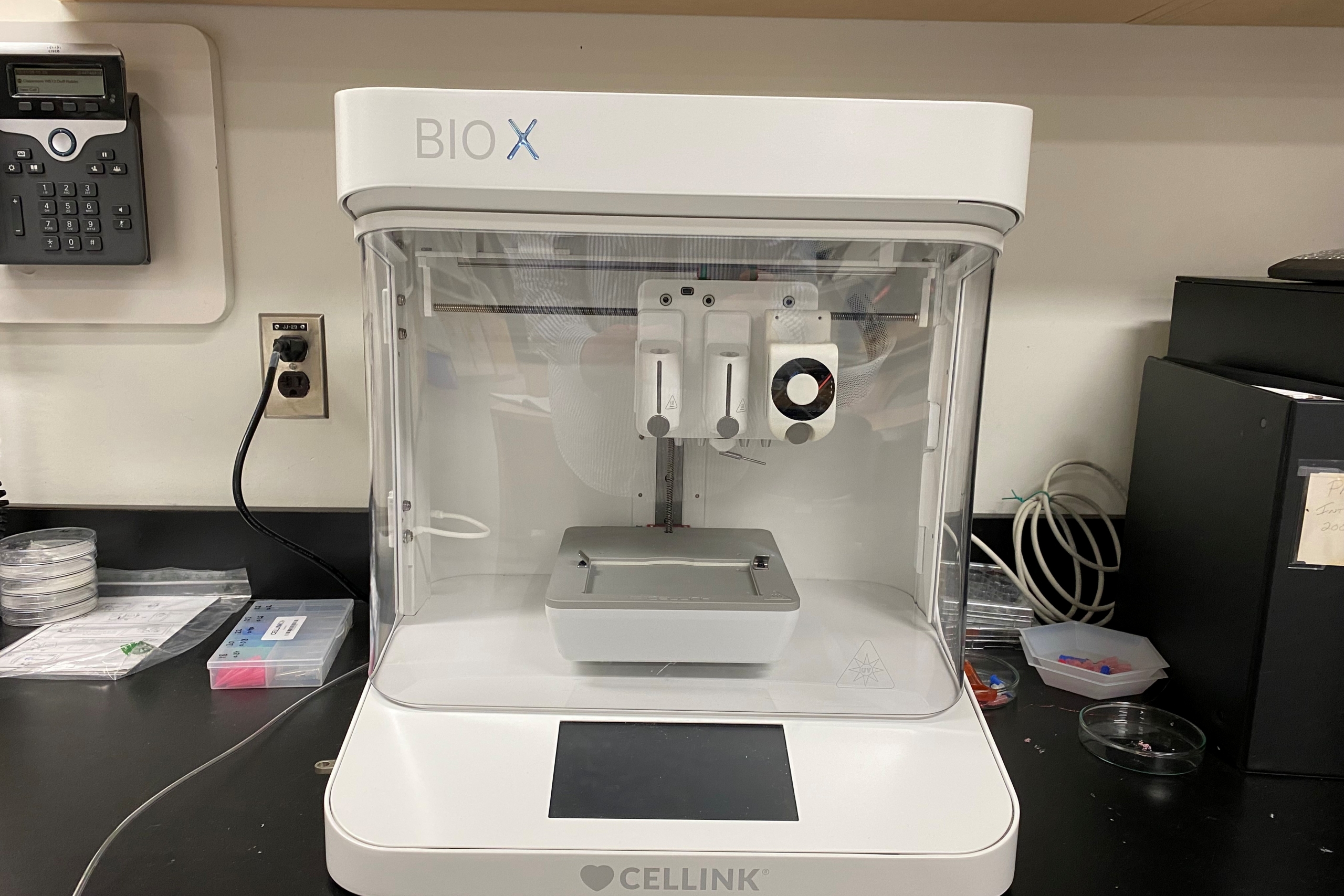 Dr. Liu lab equipment