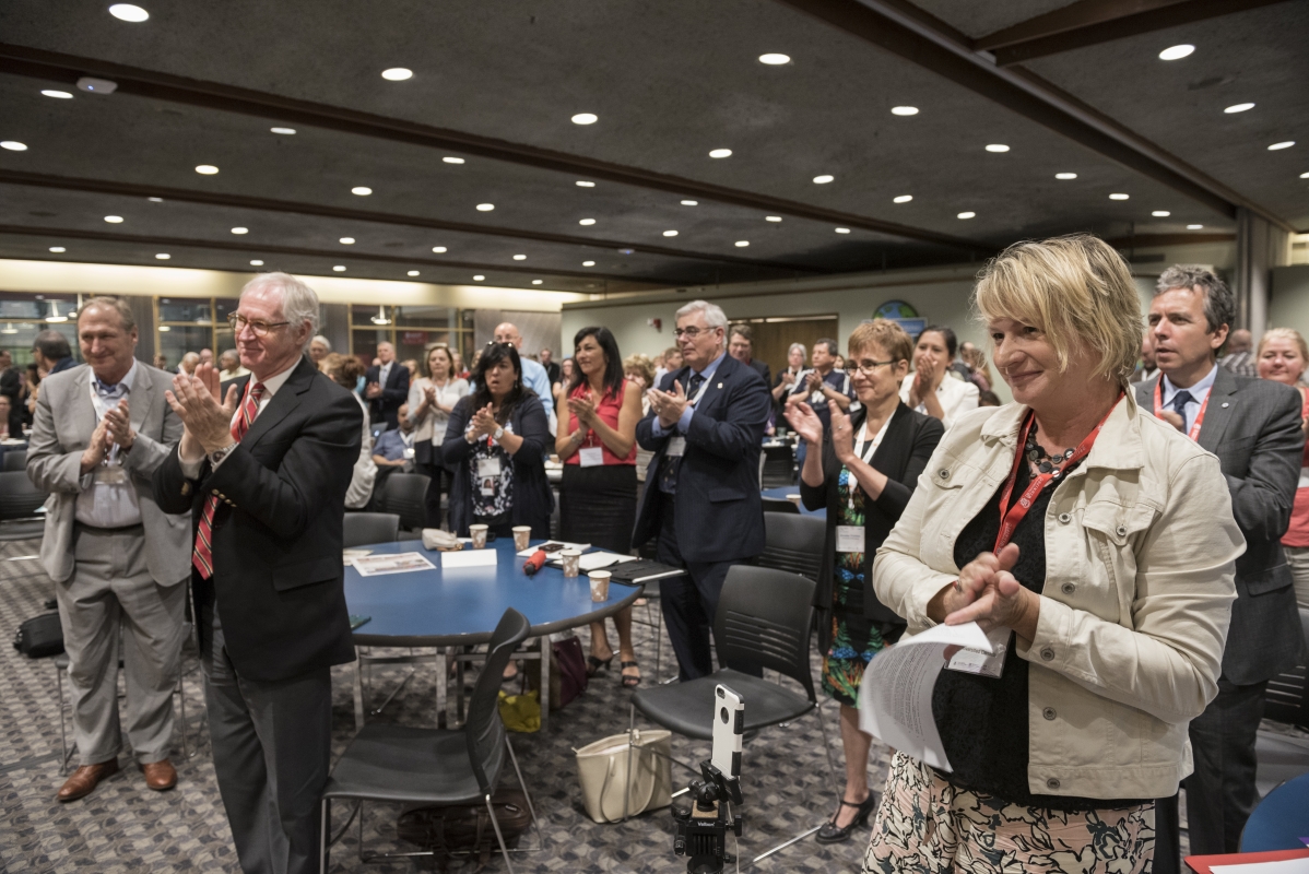 A standing ovation for the Honourable Frank Iacobucci’s plenary on the Legal Frameworks of Reconciliation, after the Universities Canada President’s Breakfast, June 17, 2016.