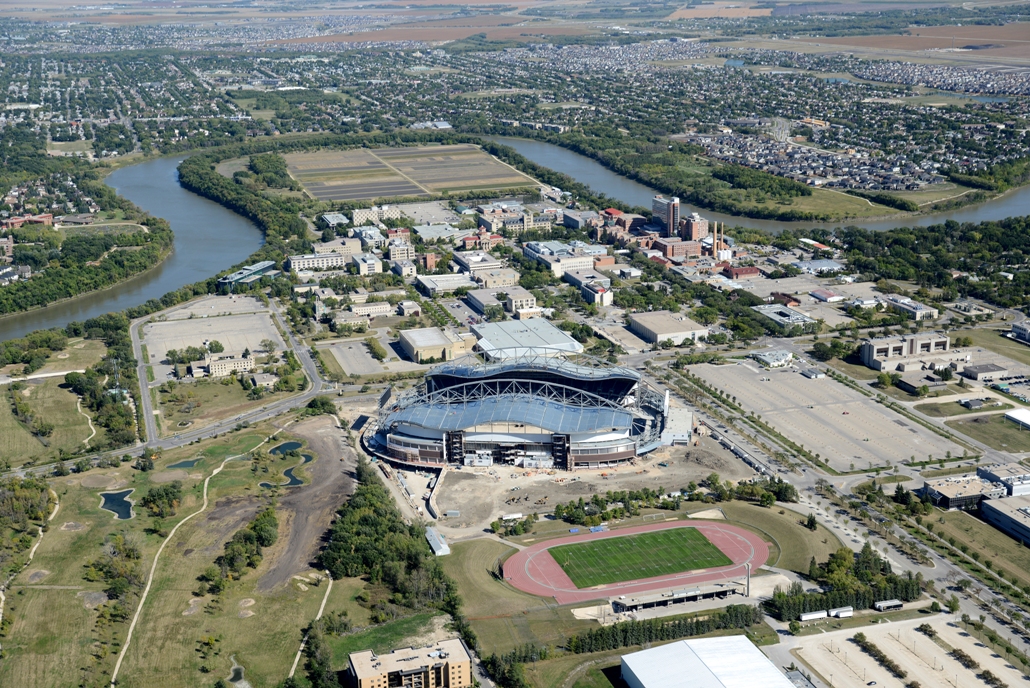 aerial fort garry campus