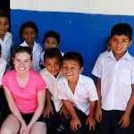 El Salvador: Students from school with UM student.