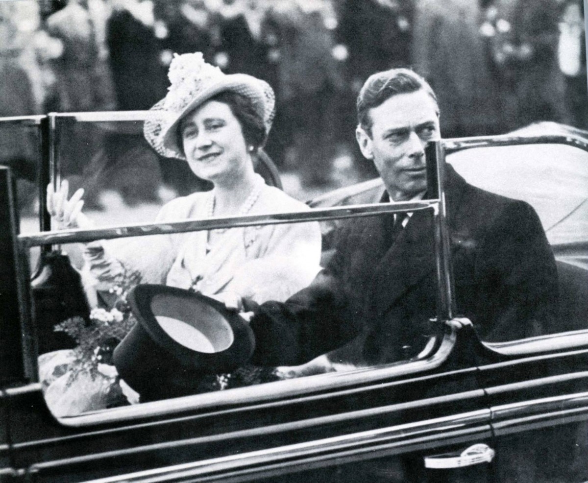 KING GEORGE VI AND HIS ROYAL CONSORT QUEEN ELIZABETH, 1939