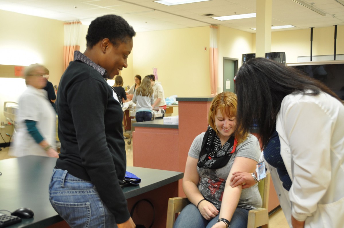 College of Nursing students participate in Skills Blitz