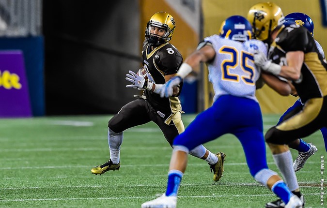 BISONS VS GOLDEN BEARS. PHOTO CREDIT: JEFF MILLER, BISON SPORTS