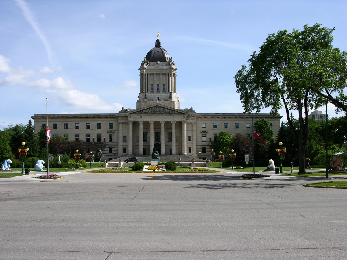 Legislature_in_Winnipeg
