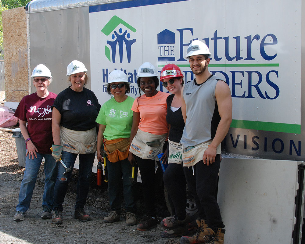 College of Nursing volunteers, from left to right: instructors Marion McKay and Eleanor Hrabowych, staff member Lai Chun Yee, and students Biobelemoye Irabor, Jenna North, and Ruben Freire.