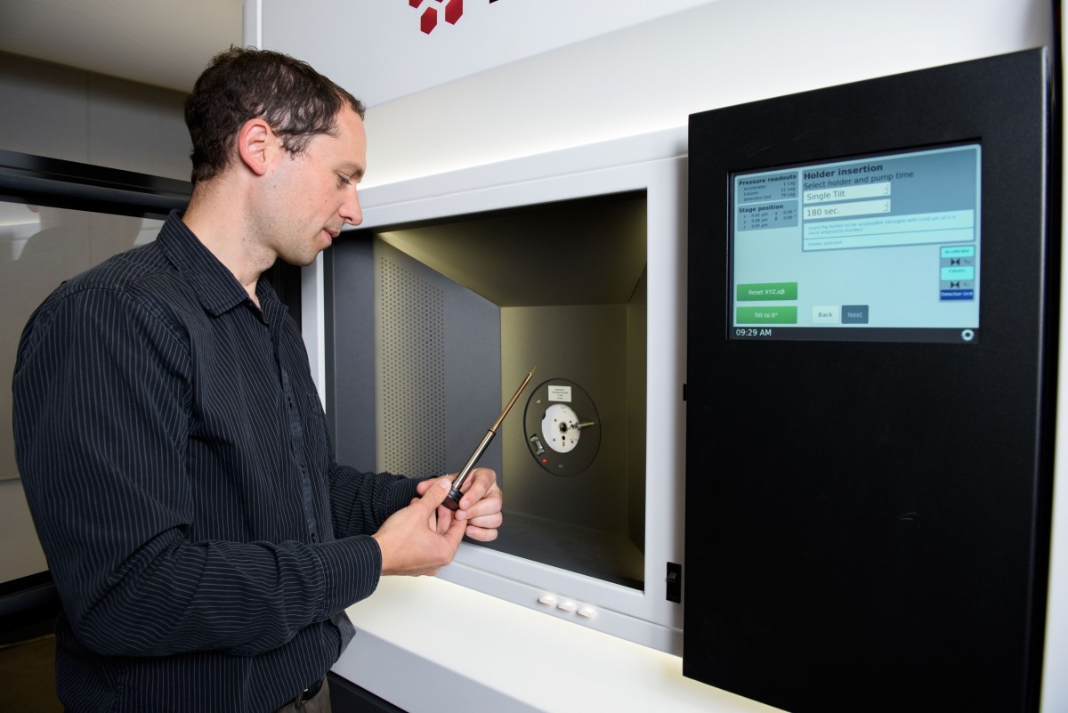 Kevin McEleney, the MIM facility manager, prepares a sample for testing. // Photo by Katie Chalmers-Brooks