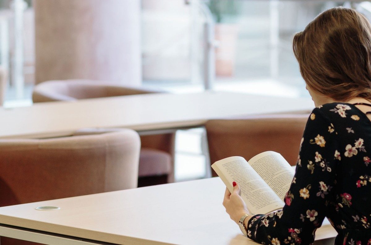 A student reads a book.