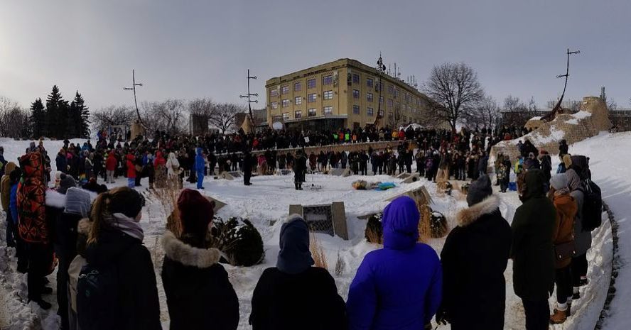 @umindigenous and other student groups like @umasacouncil and @milsa.robsonhall attended a vigil at The Forks to march and stand by the Boushie family, captured on Instagram by @umindigenous