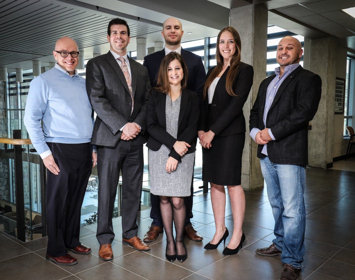 Robson Hall's Negotiation Competition 2018 team (l - r): Bruce Curran (Coach), Alexander Favreau, Erin Evans (Back), Tanci Smart-Carvalho (Front), Kaitlan Buchko, Steven Meltzer (Coach)