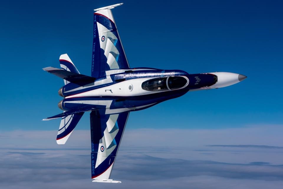 CF18 airplane conducting a flyby