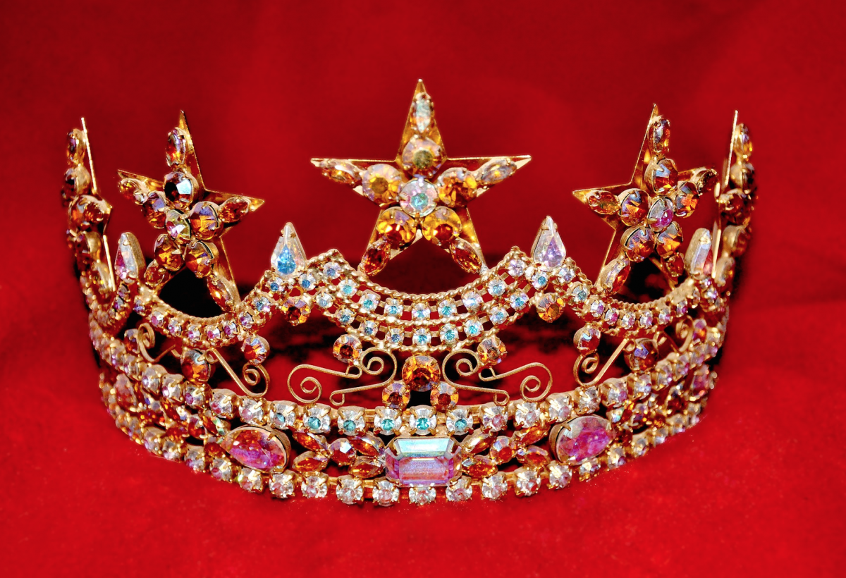 A crown suitable for Miss Universe