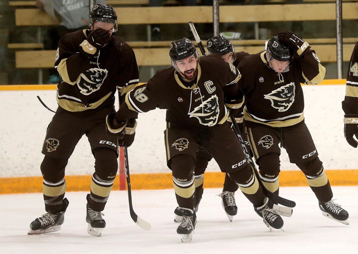 UM Today  Bisons close first half with hockey, volleyball and track