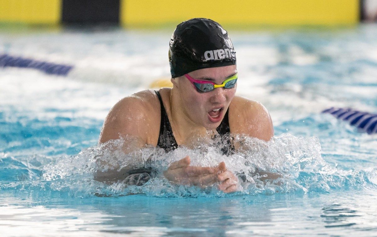 Swimming - University of Manitoba Athletics