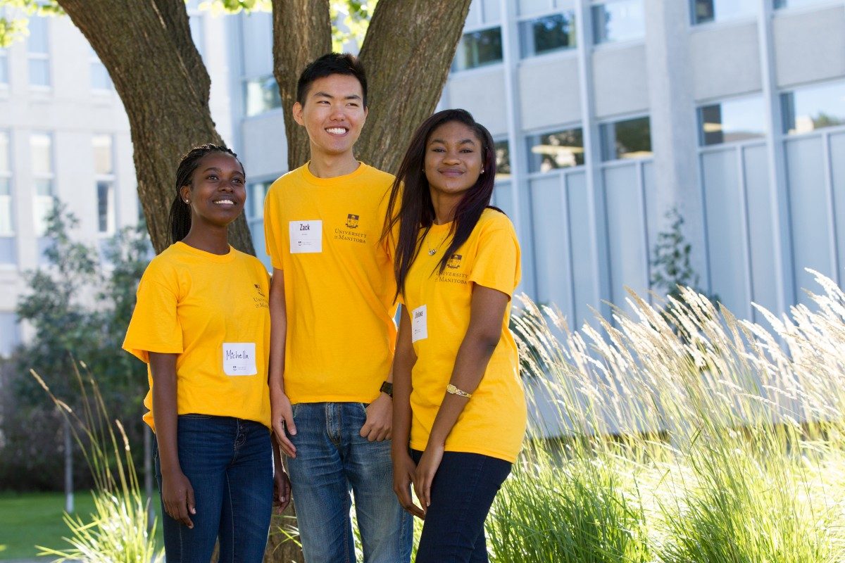 Volunteers at U of M Orientation