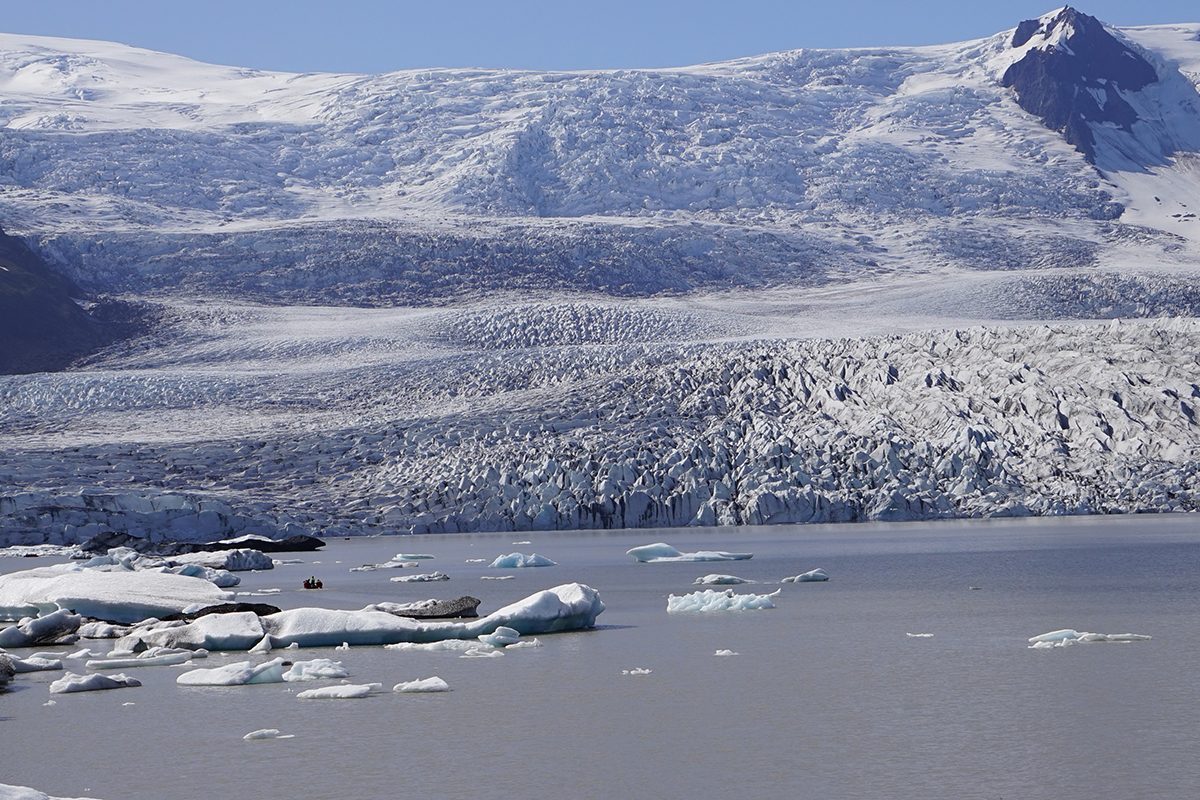 Greenland glacier photo. Credit: Image by Bernd Hildebrandt Pixabay