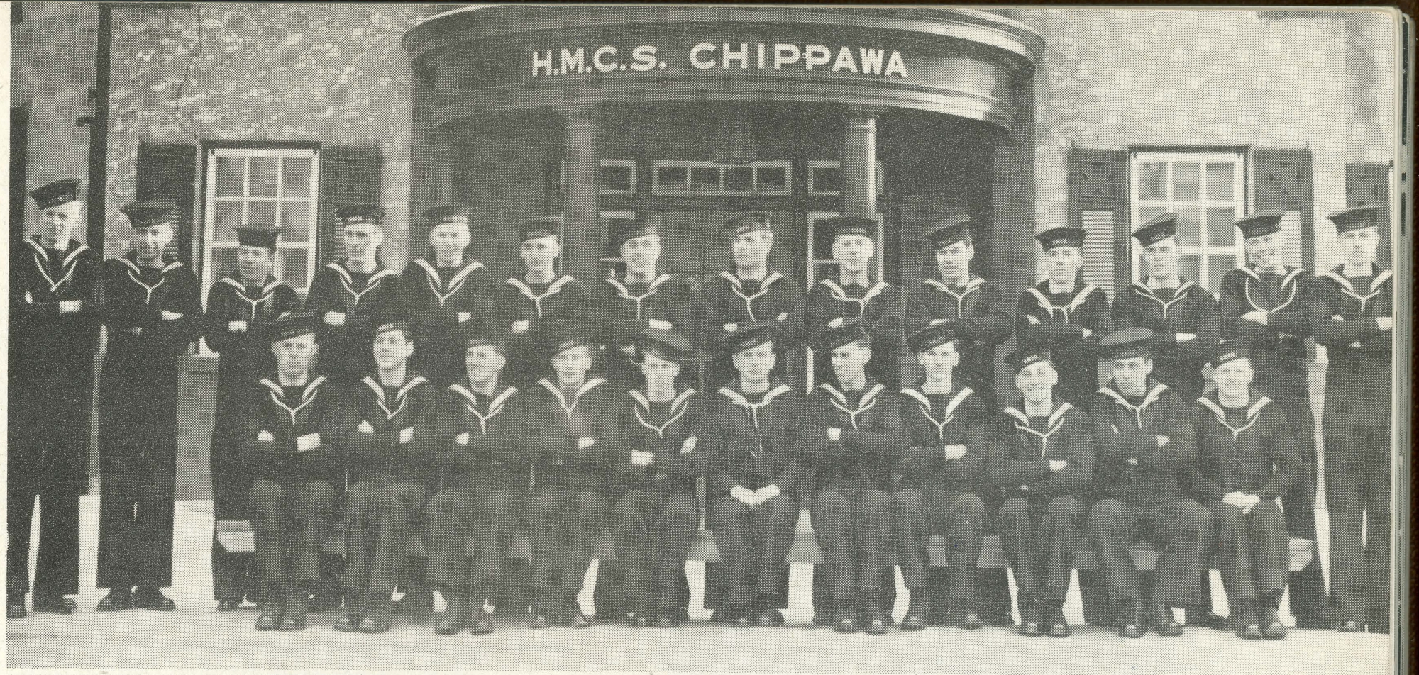 University students in the Naval Training Unit in 1944.