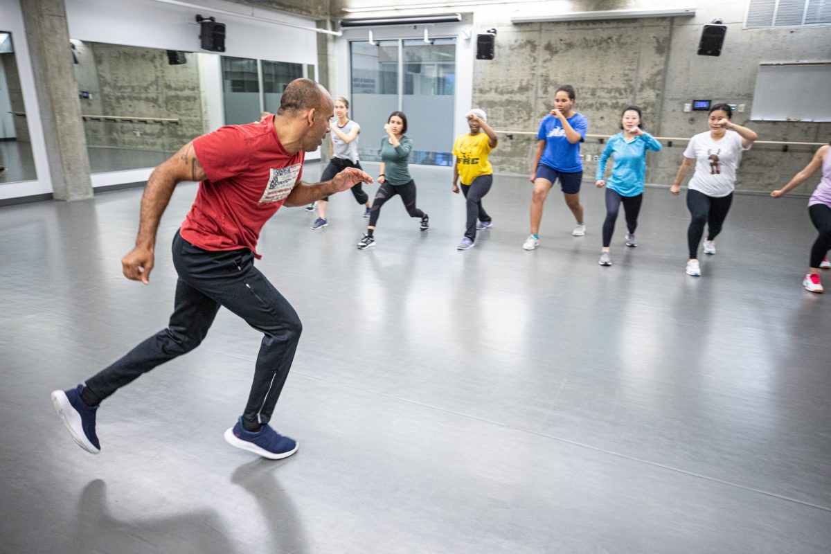 An upbeat dance class