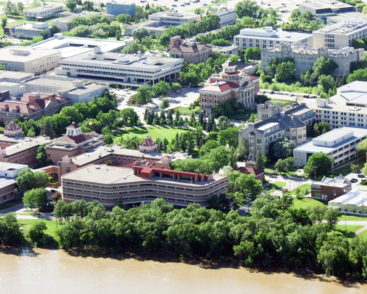 Aerial view of Asper School of Business, Administration Building and other buildings on Fort Garry campus.