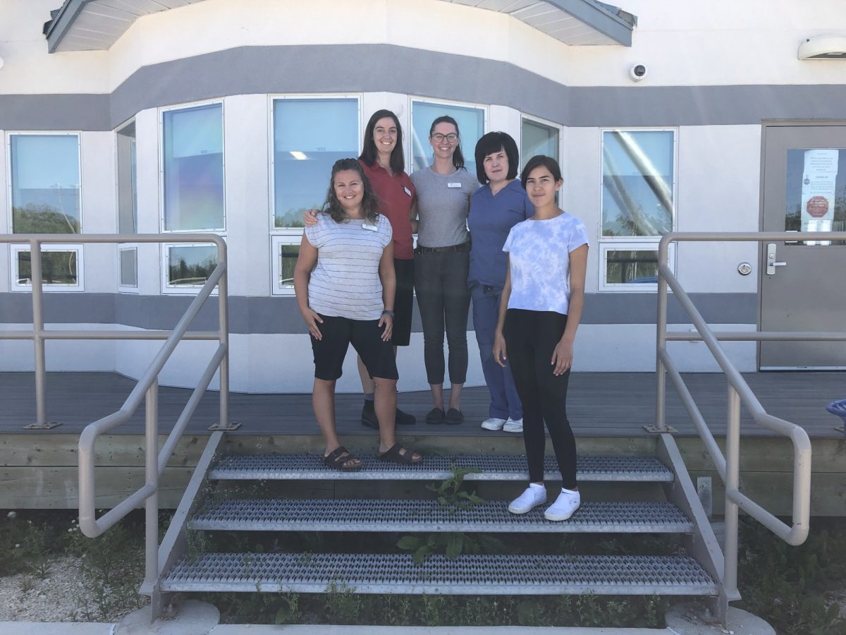 Fieldwork students and staff at the Pinaymootang Health Centre.