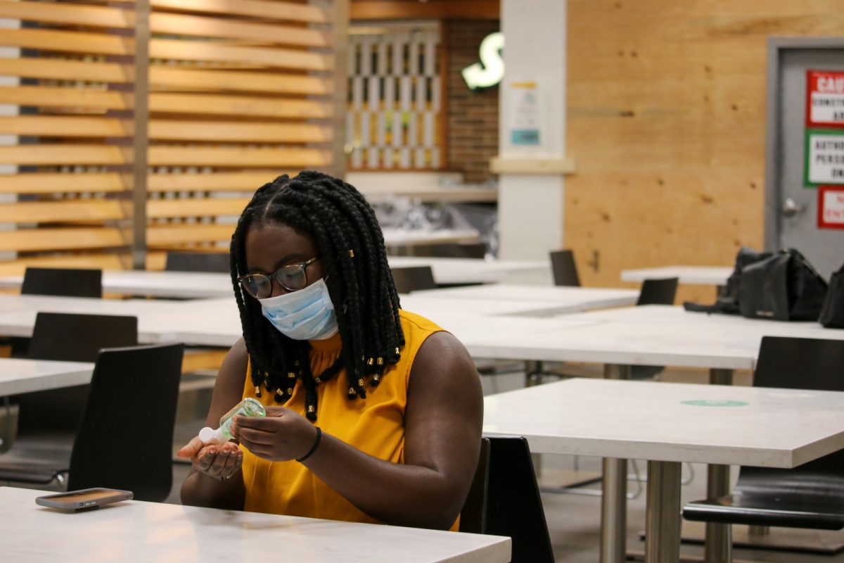 Student in mask in Campo