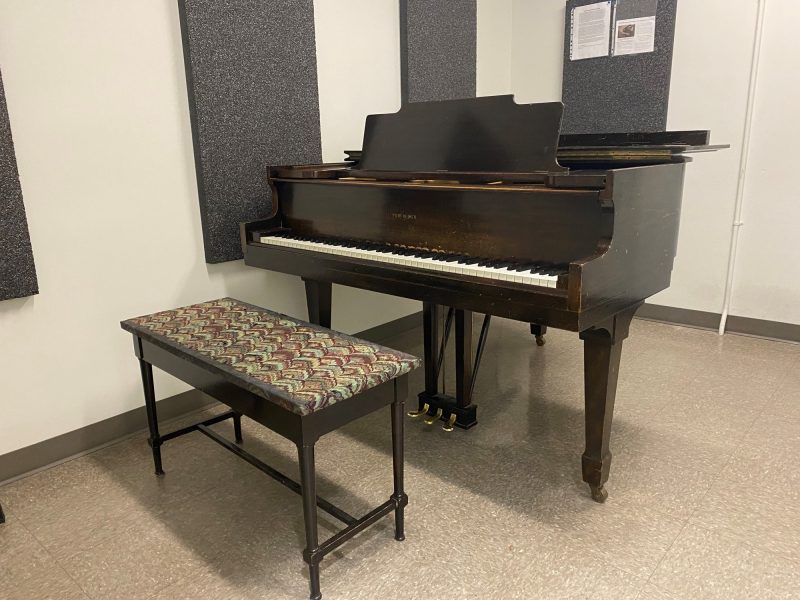 Piano in rehearsal room at the Desautels Faculty of Music 