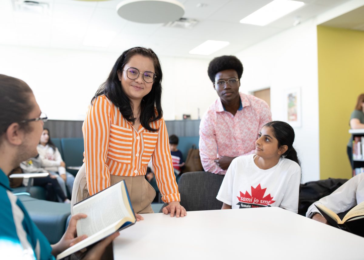 students in the learning commons