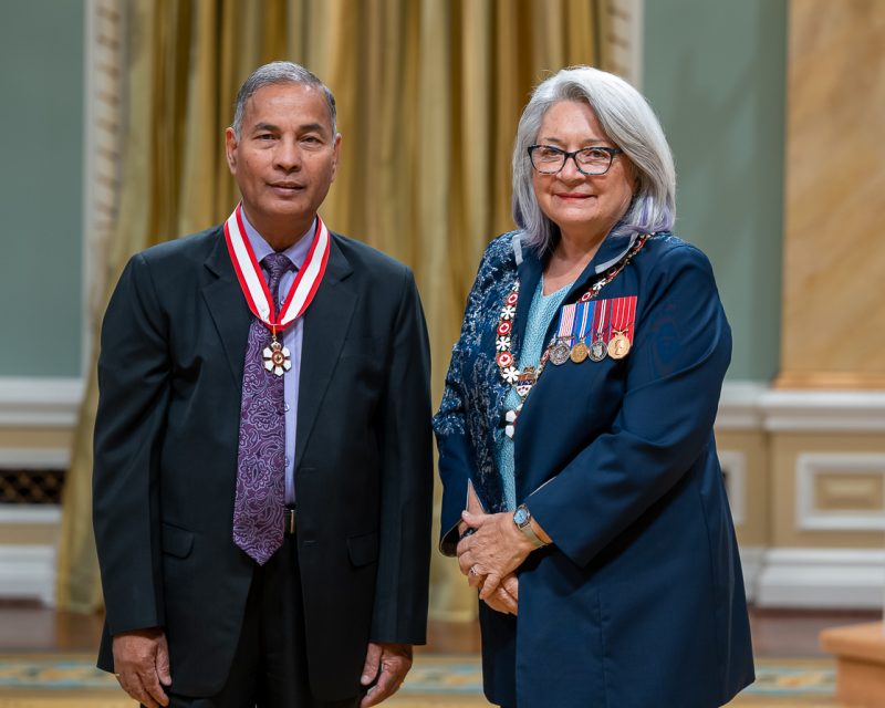 Dr. Digvir Jayas with Her Excellency the Right Honourable Governor General Mary Simon