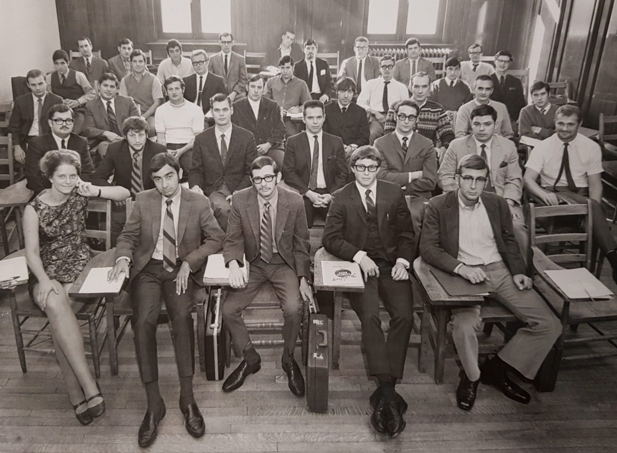 Black and white photo of Faculty of Law class of 1970 taken in 1969 at the Law Courts building for inclusion in a time capsule just before Robson Hall was formally opened.