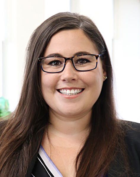 Headshot of Dr. Lauren Kelly.