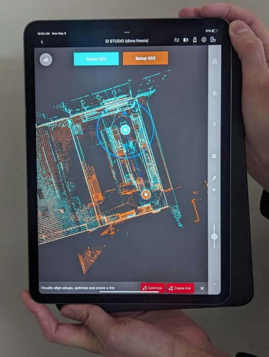 Real-time 2D visualization on iPad of 3D scan being conducted.