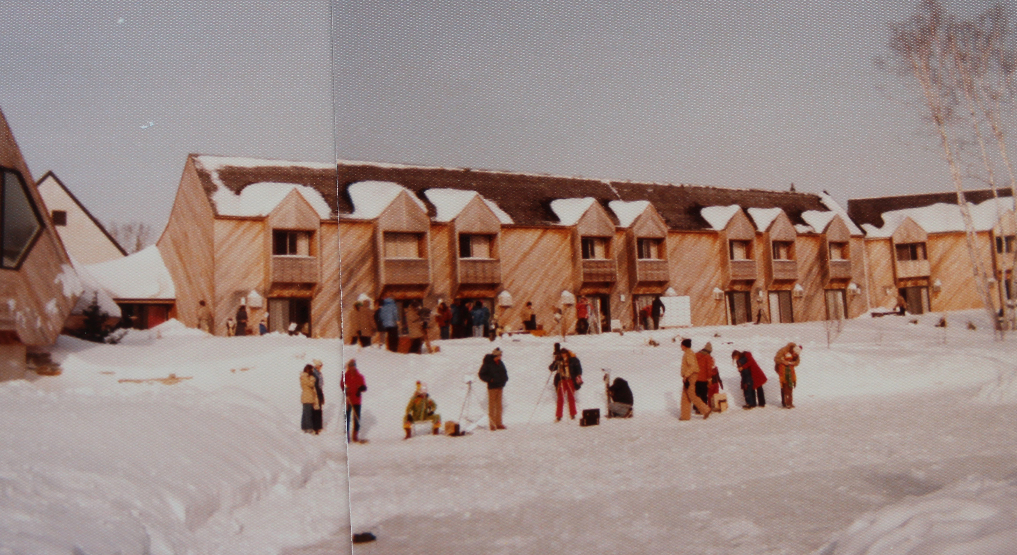 Panoramic view of the many astronomers ready for the 1979 eclipse at Hecla Island.